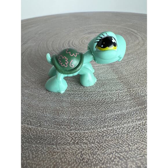 Littlest Pet Shop LPS Pink Flower Turtle #545 Target Exclusive 2006 Hasbro - Picture 4 of 6